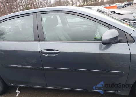 2014 Toyota Corolla Le z USA, uszkodzony, nr VIN 2T1BURHE2EC156085